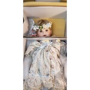 Designer Guild Wendy 20" Porcelain Doll Vincent DeFilippo LE 254/2000 w/ Box